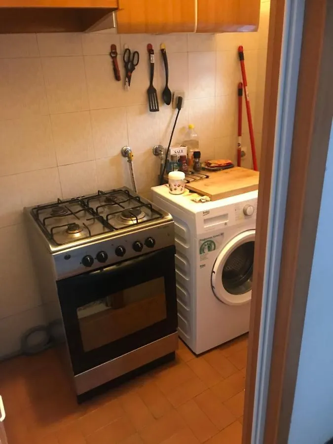 Appartamento 4 Posti Letto In Zona Tranquilla E Ben Servita, Un Matrimoniale E Un Divano Letto Matrimoniale Facebook Massimo Bobo Aquili Bologna 0*,